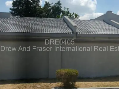 House For Sale in Mainway Meadows