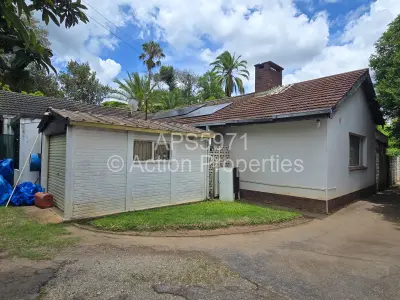 House For Sale in Strathaven