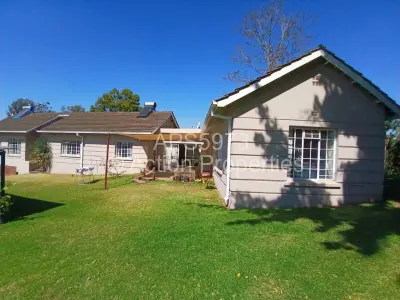 Cottage/Garden Flat For Rent in Mount Pleasant