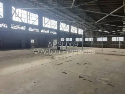 Warehouse/Industrial For Rent in Msasa