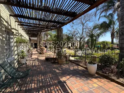 House for Sale in Burnside