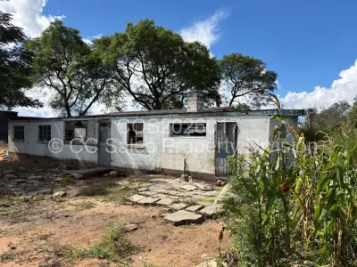 Farm/Plot For Sale in Trenance