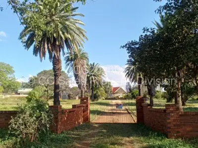 House For Sale in Newton West