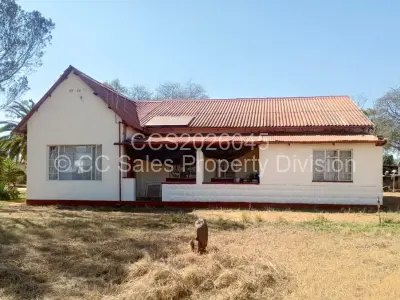 Farm/Plot For Sale in Woodville