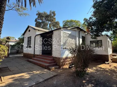 House For Sale in Parkview
