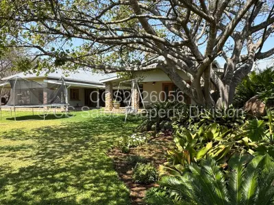 House For Sale in Burnside
