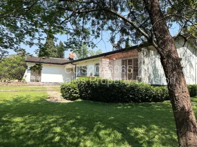 House For Sale in Burnside