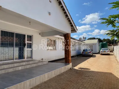 House for Sale in Westlea Hre