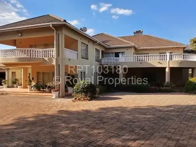 House to Rent in Glen Forest
