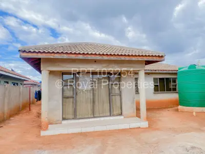 House For Sale in Aspindale Park