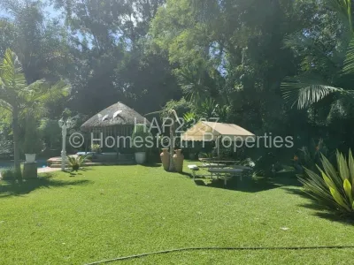 Commercial Property for Sale in Highlands