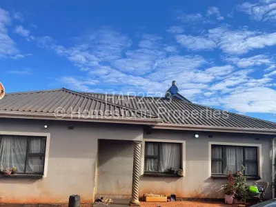 Cottage/Garden Flat for Sale in Mount Pleasant Heights