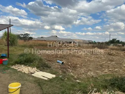 Stand for Sale in Norton