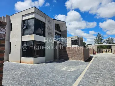 Townhouse/Cluster For Sale in Mandara