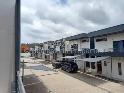 Townhouse/Cluster For Sale in Avondale