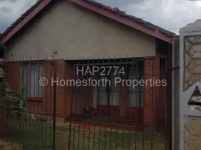 House For Sale in Warren Park
