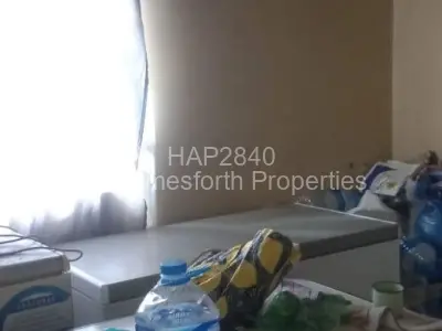 House For Sale in Glen View