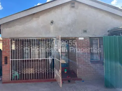 House For Sale in Chitungwiza