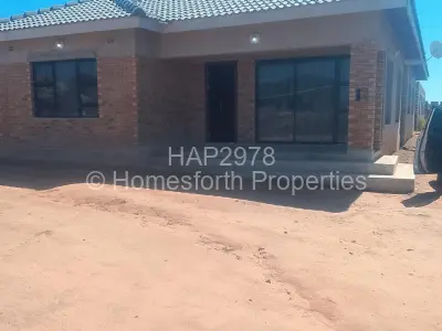 House For Sale in Zimre Park