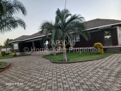 House For Rent in Whitecliff