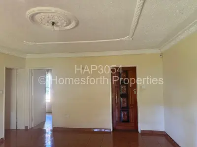 Cottage/Garden Flat For Rent in Greystone Park