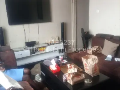 House For Sale in Mufakose