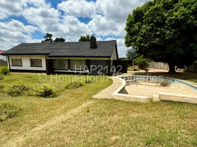 House for Sale in Waterfalls