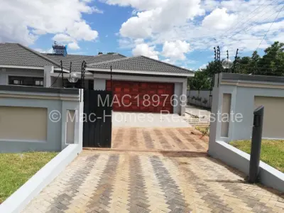 House for Sale in Cold Comfort
