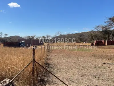 Stand for Sale in Glen Lorne