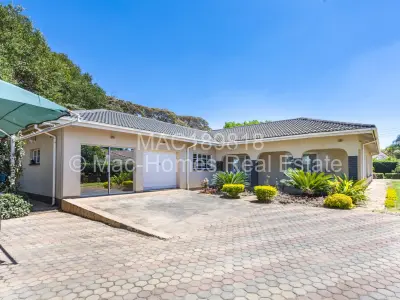 House for Sale in Borrowdale West