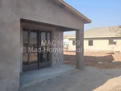 House for Sale in Waterfalls