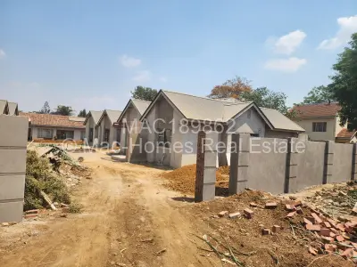 Townhouse/Complex/Cluster for Sale in Borrowdale West