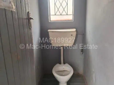 House For Sale in Glen Norah