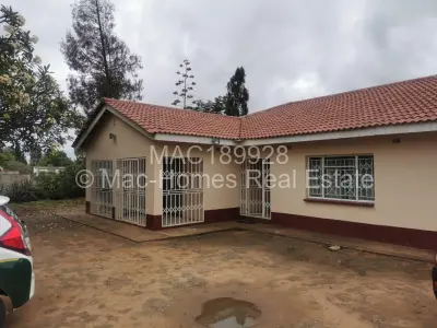 House For Sale in Waterfalls