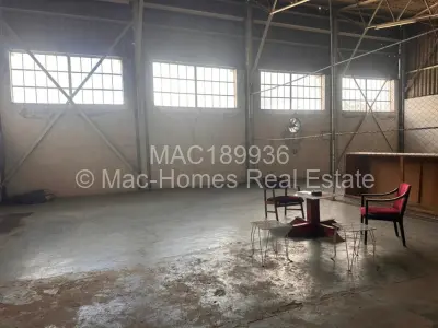 Commercial Stand For Sale in Windsor Park