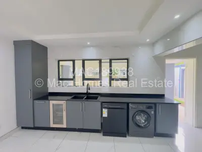 Townhouse/Cluster For Rent in Arlington