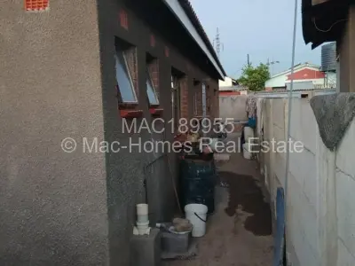 House For Sale in Chitungwiza