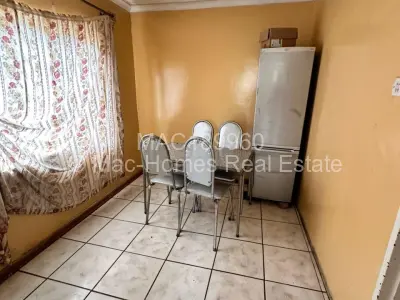 House For Sale in Zimre Park