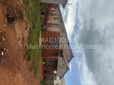 House For Sale in Hatcliffe