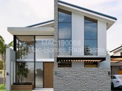 Townhouse/Cluster For Sale in Greendale