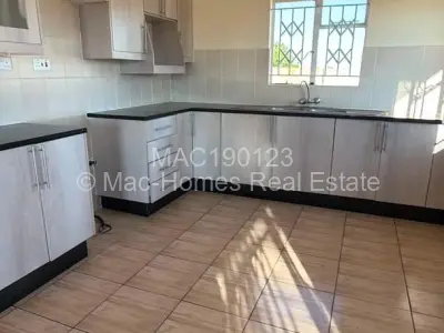 Townhouse/Cluster For Rent in Gletwin Park