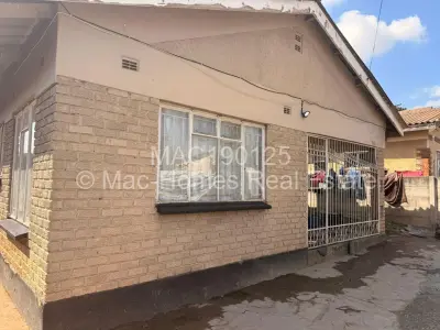 House For Sale in Dzivarasekwa