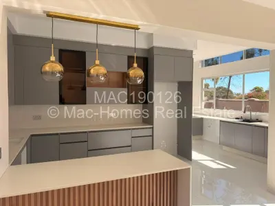 Townhouse/Cluster For Sale in Emerald Hill