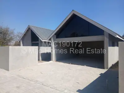 Cottage/Garden Flat For Sale in Greendale