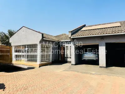 House For Sale in Westgate