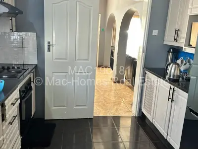 House For Sale in Westgate