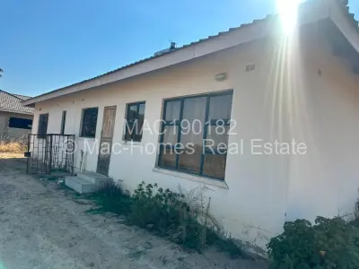 House For Sale in Rockview