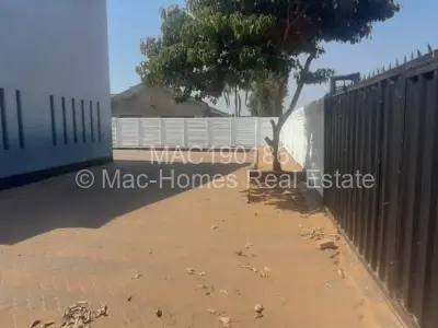 House For Rent in Zimre Park