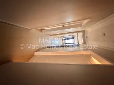 House For Sale in Hatcliffe