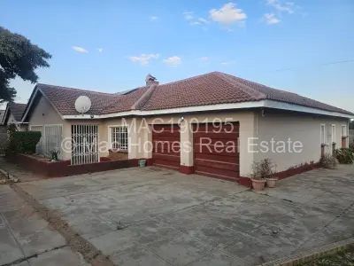 House For Rent in Zimre Park